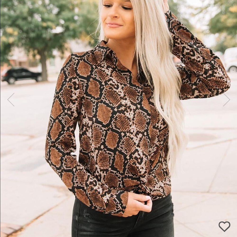 Willow and Root Snake Print Twisted Hem Blouse